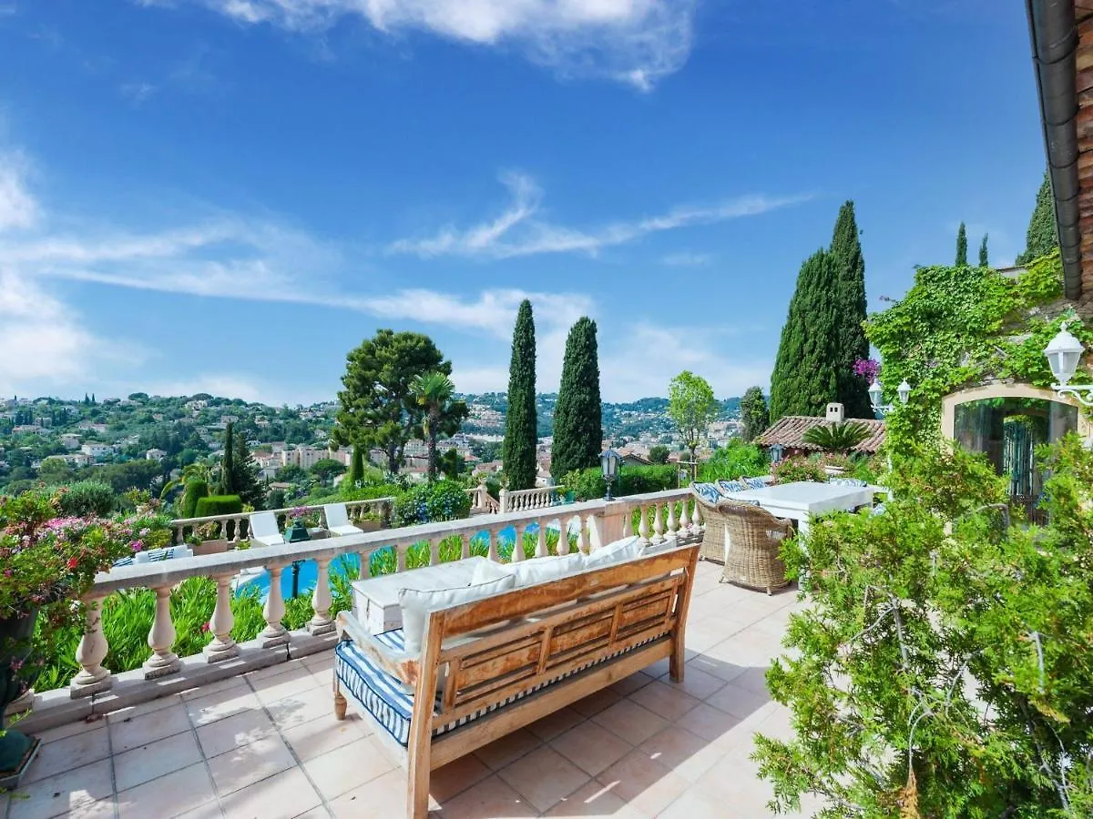 ואלאוריס Villa Near Cannes With Pool And Views צרפת