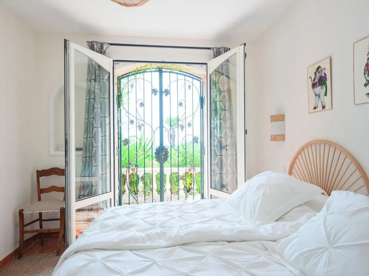 ואלאוריס Villa Near Cannes With Pool And Views